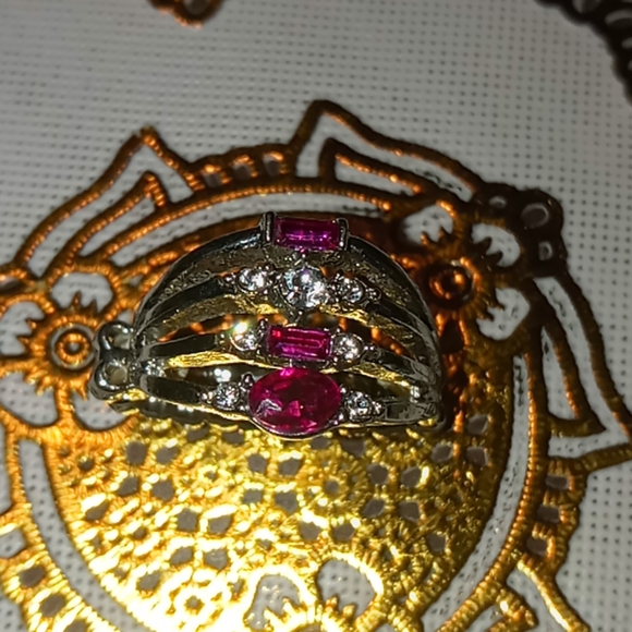 Ring - Picture 2 of 2